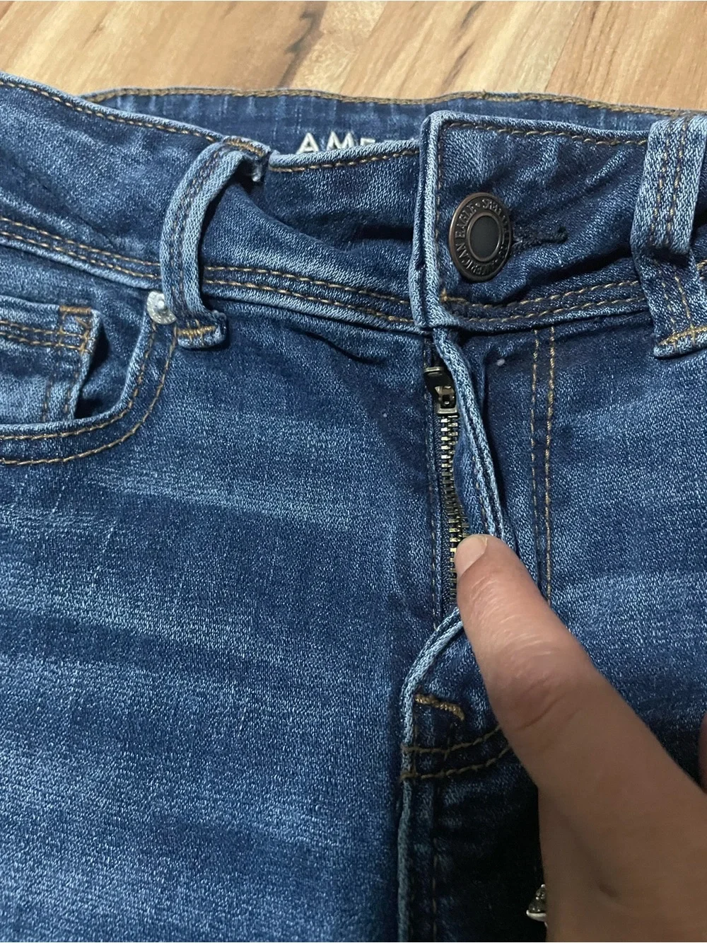 American Eagle AE Low/Mid Rise Kick Bootcut Jeans - Dark Wash Wash Sz 4